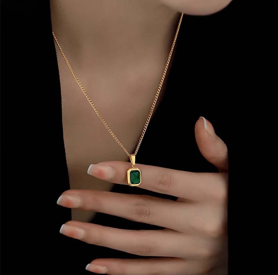 Vintage Emerald Necklace